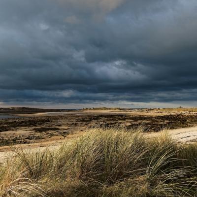 Nuages sur la plage du Dourlin